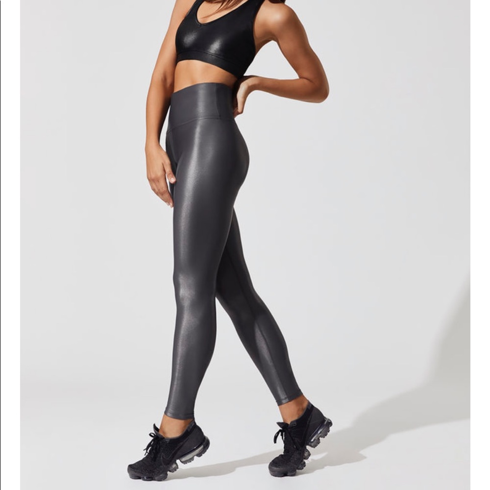 Carbon38 High Waisted Takara Legging Charcoal S